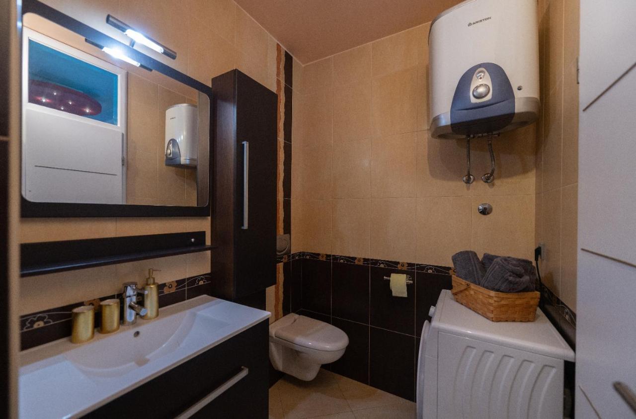Apartments Luka Toni Krvavica Dış mekan fotoğraf