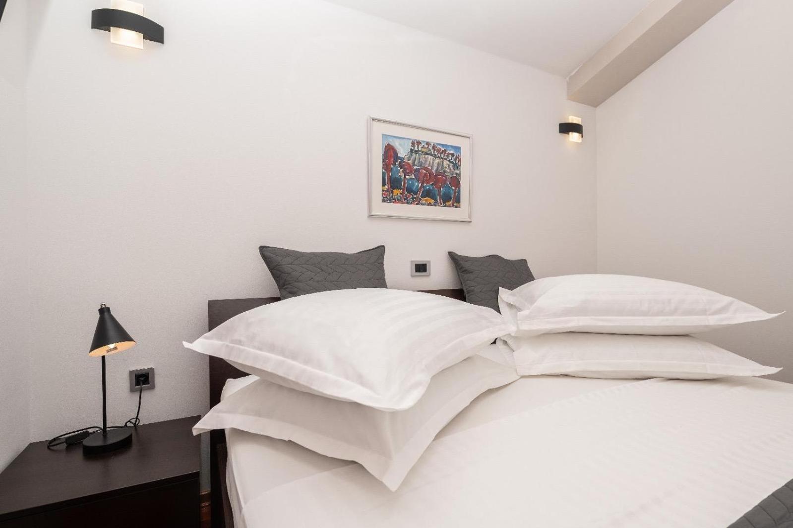 Apartments Luka Toni Krvavica Dış mekan fotoğraf
